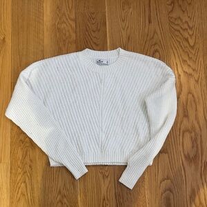 Hollister White Ribbed Crew Neck Sweater